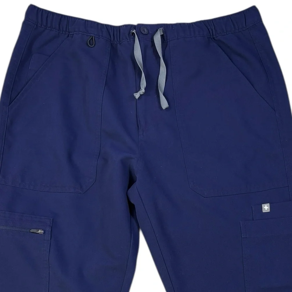 Figs Men’s Navy Cairo Cargo Zip Fly Scrub Pants | Size M